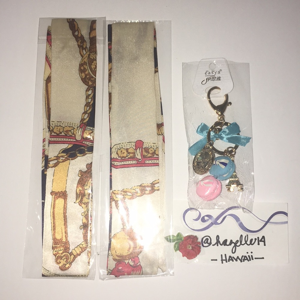 Twilly & Macaroon Keychain